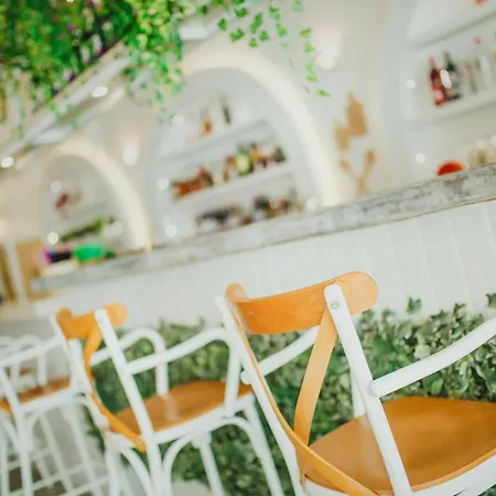 Pompeius Two Bedroom Sea View In Caesar & Spa, Long Apartamento *