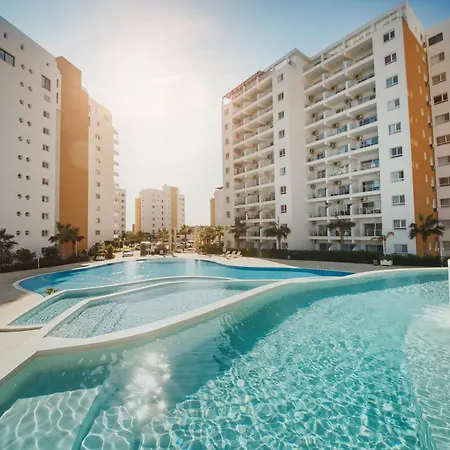 Pompeius Two Bedroom Sea View In Caesar & Spa, Long *